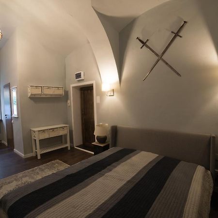 Ultra Central Medieval Apartment Cluj-Napoca Ngoại thất bức ảnh